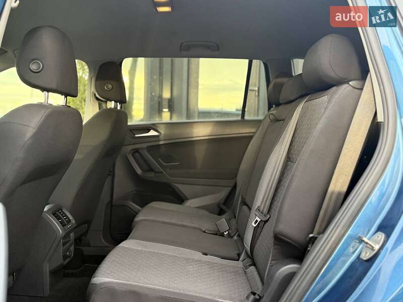 Внедорожник / Кроссовер Volkswagen Tiguan 2018 в Львове