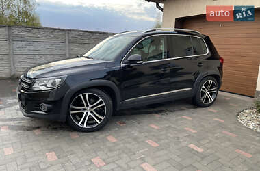 Внедорожник / Кроссовер Volkswagen Tiguan 2013 в Житомире