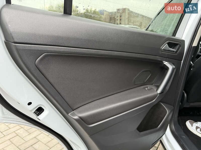 Внедорожник / Кроссовер Volkswagen Tiguan 2019 в Луцке