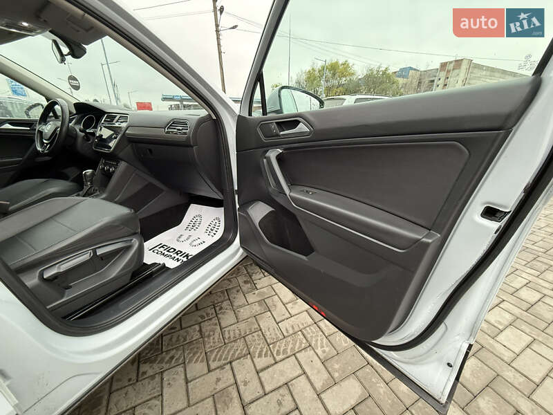 Внедорожник / Кроссовер Volkswagen Tiguan 2019 в Луцке