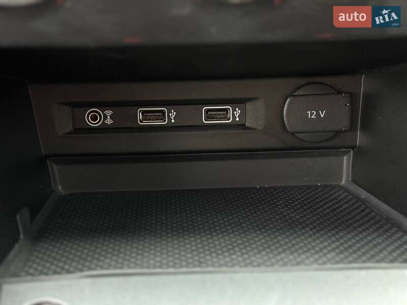 Внедорожник / Кроссовер Volkswagen Tiguan 2017 в Ровно