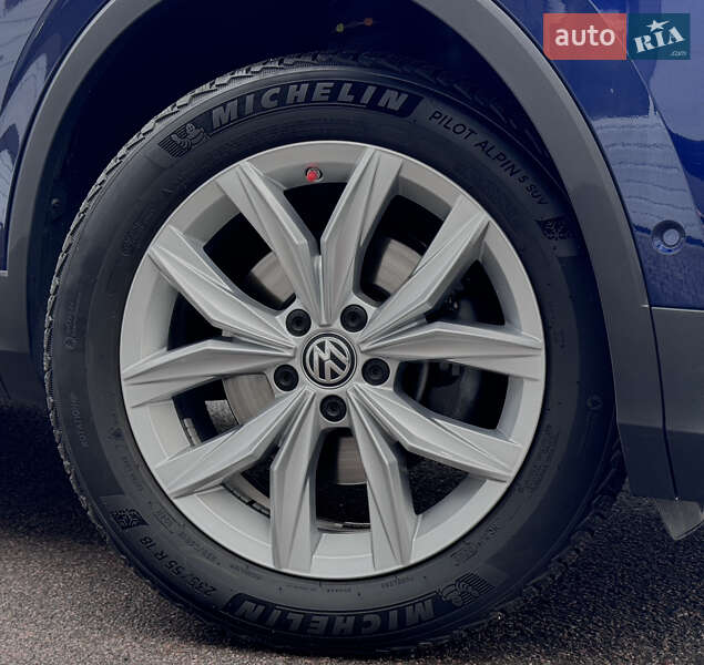 Внедорожник / Кроссовер Volkswagen Tiguan 2019 в Ровно