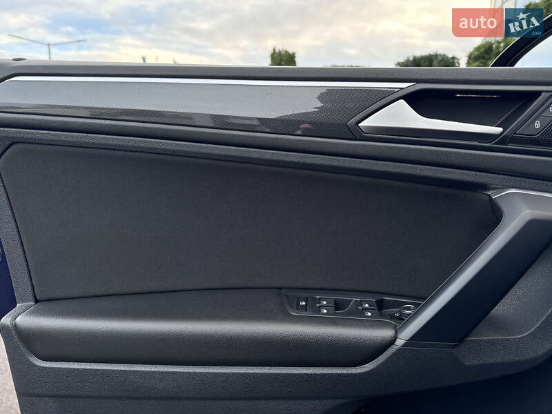 Внедорожник / Кроссовер Volkswagen Tiguan 2019 в Ровно