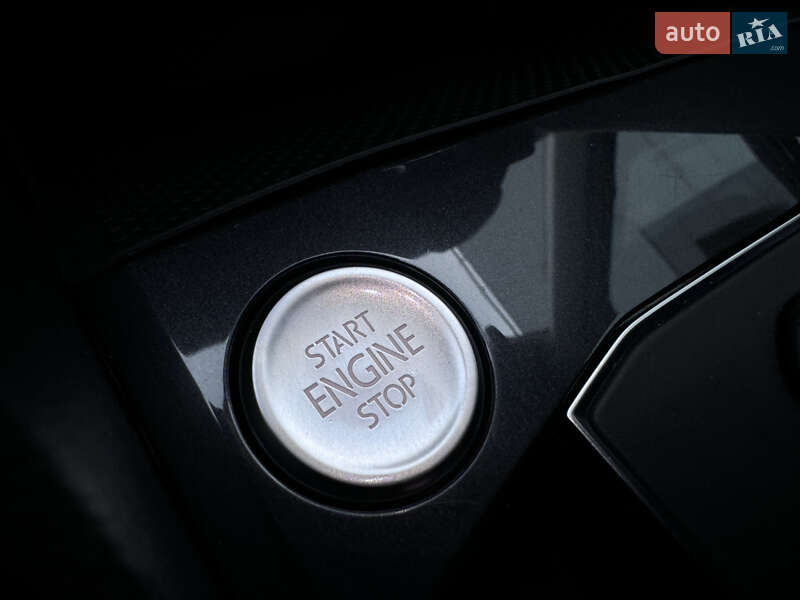 Внедорожник / Кроссовер Volkswagen Tiguan 2019 в Ровно