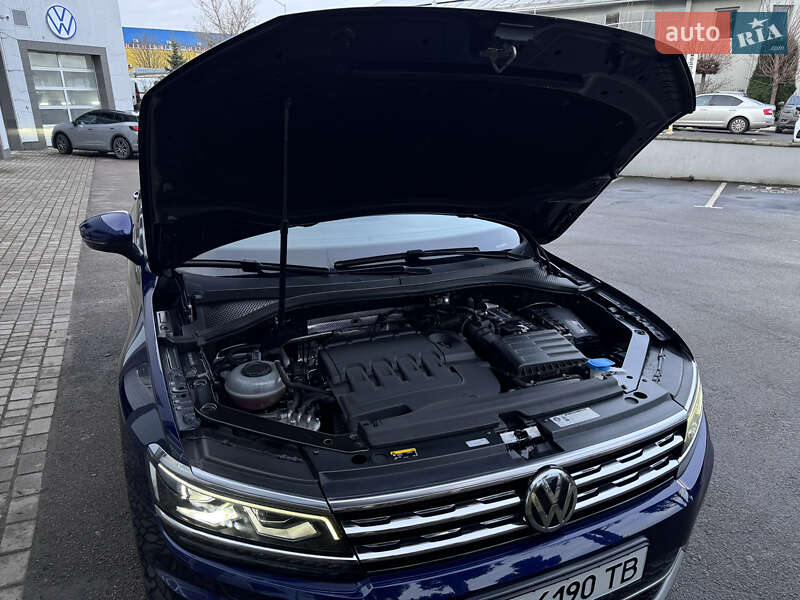 Внедорожник / Кроссовер Volkswagen Tiguan 2019 в Ровно