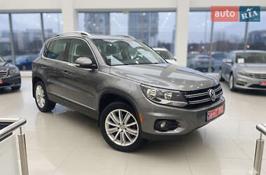 Внедорожник / Кроссовер Volkswagen Tiguan 2016 в Луцке