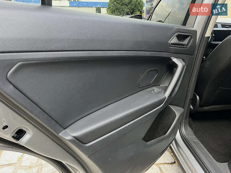 Внедорожник / Кроссовер Volkswagen Tiguan 2020 в Белой Церкви фото 18 Внедорожник / Кроссовер Volkswagen Tiguan 2020 в Белой Церкви