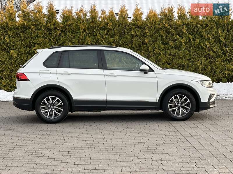 Внедорожник / Кроссовер Volkswagen Tiguan 2022 в Стрые