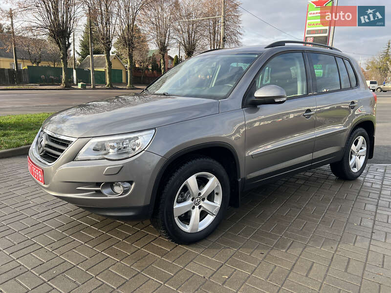Внедорожник / Кроссовер Volkswagen Tiguan 2008 в Житомире
