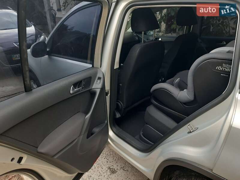 Внедорожник / Кроссовер Volkswagen Tiguan 2012 в Буче фото 5 Внедорожник / Кроссовер Volkswagen Tiguan 2012 в Буче