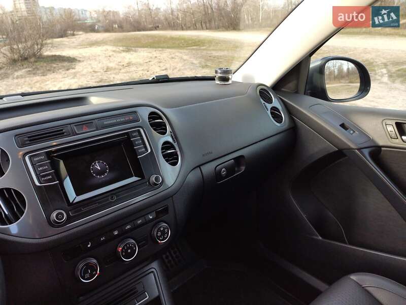Внедорожник / Кроссовер Volkswagen Tiguan 2016 в Киеве фото 10 Внедорожник / Кроссовер Volkswagen Tiguan 2016 в Киеве
