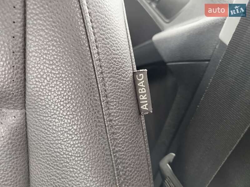 Внедорожник / Кроссовер Volkswagen Tiguan 2016 в Киеве