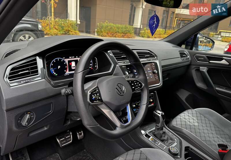 Позашляховик / Кросовер Volkswagen Tiguan 2021 в Києві