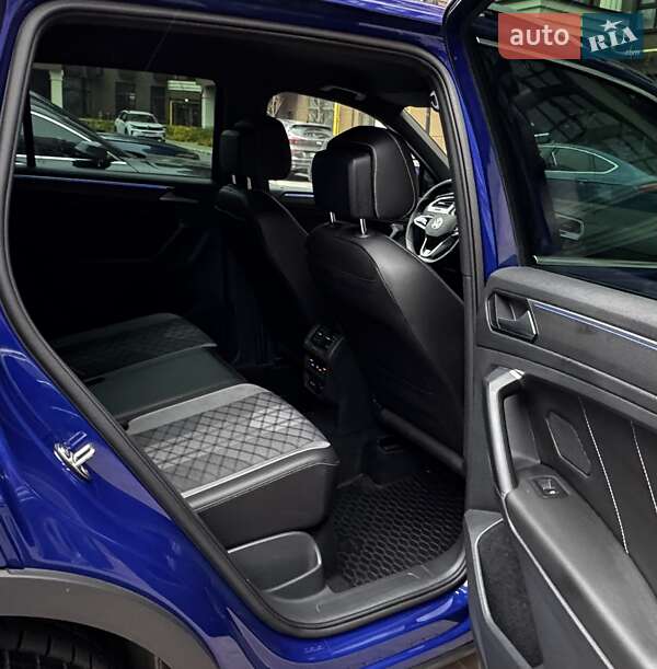 Позашляховик / Кросовер Volkswagen Tiguan 2021 в Києві