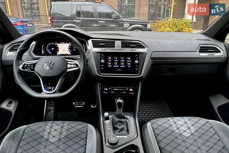 Позашляховик / Кросовер Volkswagen Tiguan 2021 в Києві