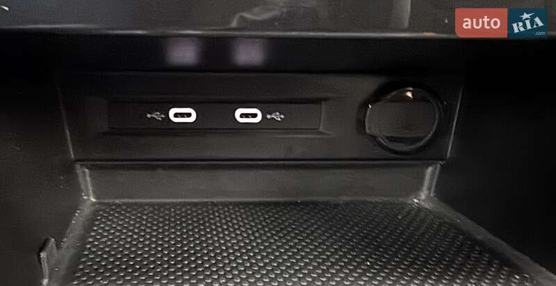 Позашляховик / Кросовер Volkswagen Tiguan 2021 в Києві