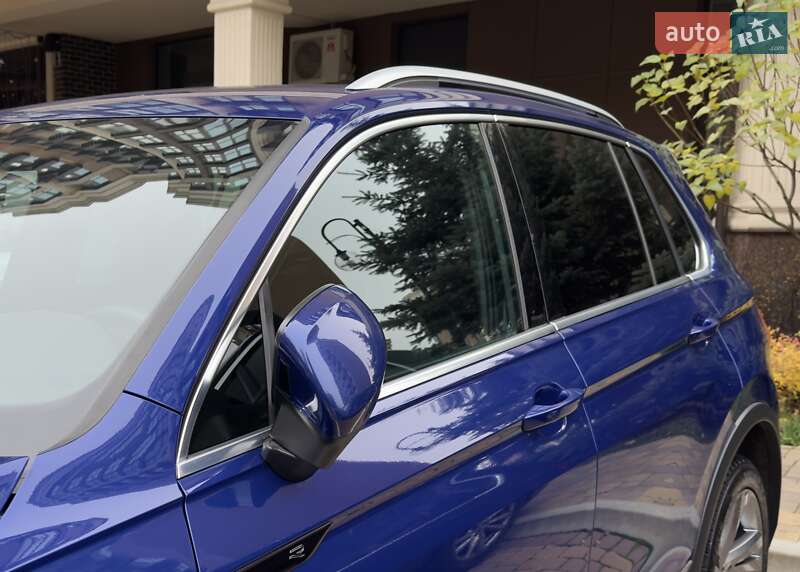 Позашляховик / Кросовер Volkswagen Tiguan 2021 в Києві