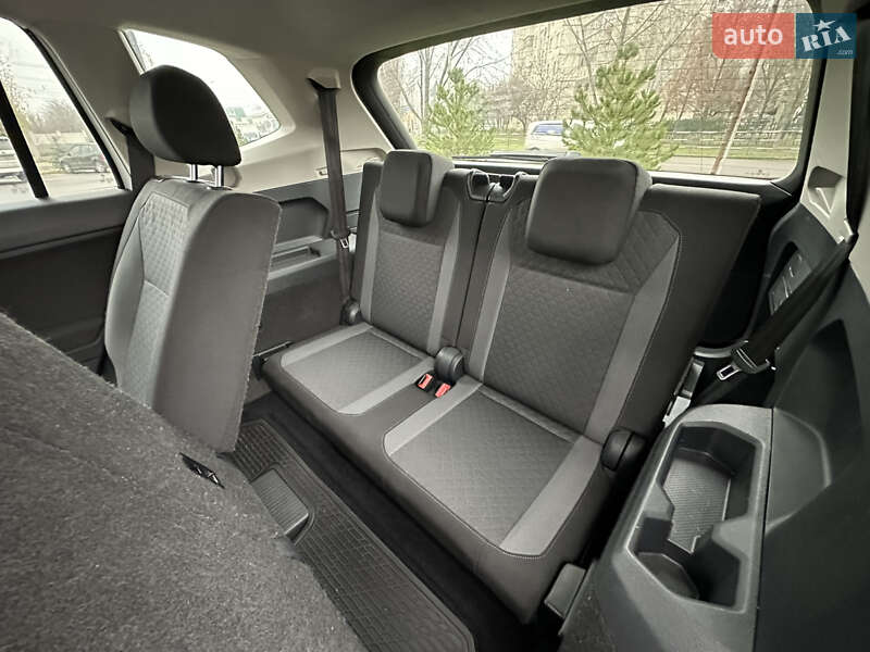 Внедорожник / Кроссовер Volkswagen Tiguan 2020 в Кременчуге фото 9 Внедорожник / Кроссовер Volkswagen Tiguan 2020 в Кременчуге