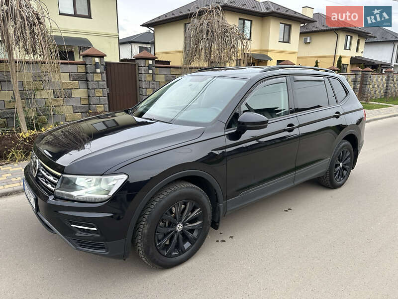 Внедорожник / Кроссовер Volkswagen Tiguan 2020 в Киеве