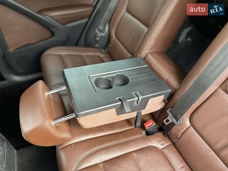 Внедорожник / Кроссовер Volkswagen Tiguan 2014 в Киеве