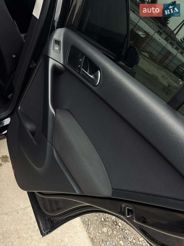 Внедорожник / Кроссовер Volkswagen Tiguan 2017 в Рогатине