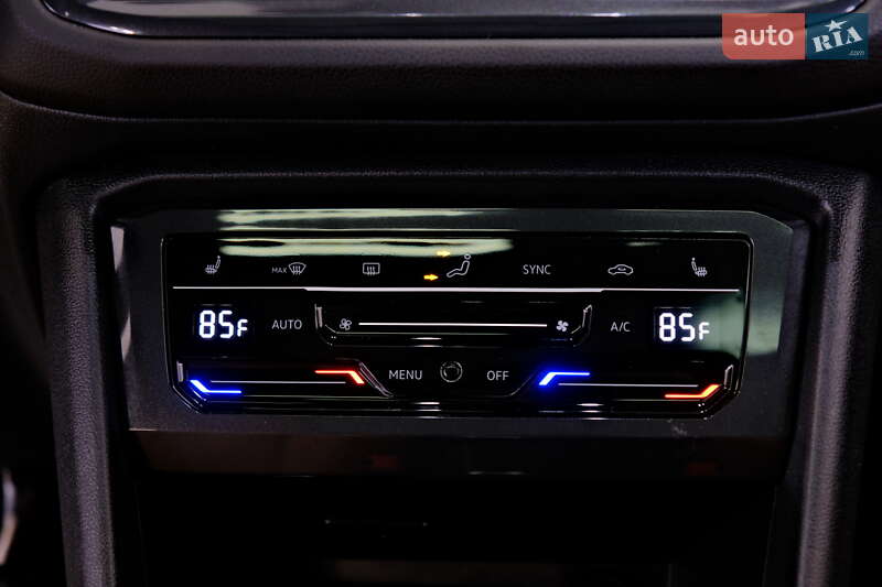 Внедорожник / Кроссовер Volkswagen Tiguan 2023 в Одессе