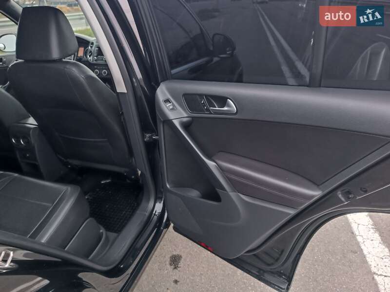 Внедорожник / Кроссовер Volkswagen Tiguan 2014 в Киеве фото 18 Внедорожник / Кроссовер Volkswagen Tiguan 2014 в Киеве