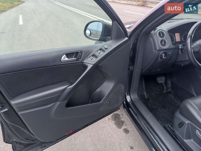 Внедорожник / Кроссовер Volkswagen Tiguan 2014 в Киеве фото 25 Внедорожник / Кроссовер Volkswagen Tiguan 2014 в Киеве