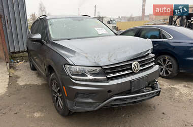 Внедорожник / Кроссовер Volkswagen Tiguan 2018 в Ровно