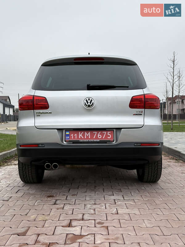 Позашляховик / Кросовер Volkswagen Tiguan 2015 в Бучі