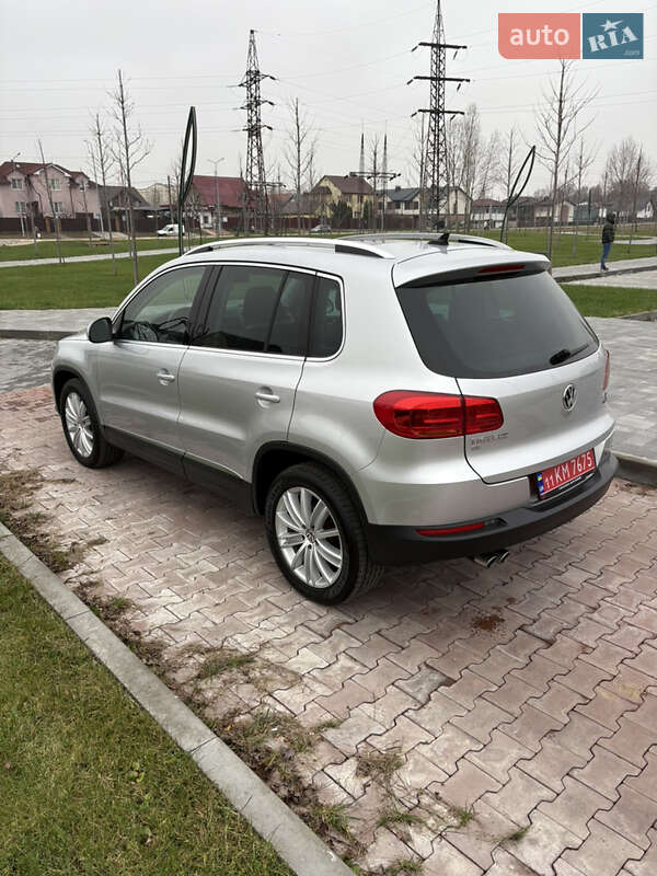 Позашляховик / Кросовер Volkswagen Tiguan 2015 в Бучі