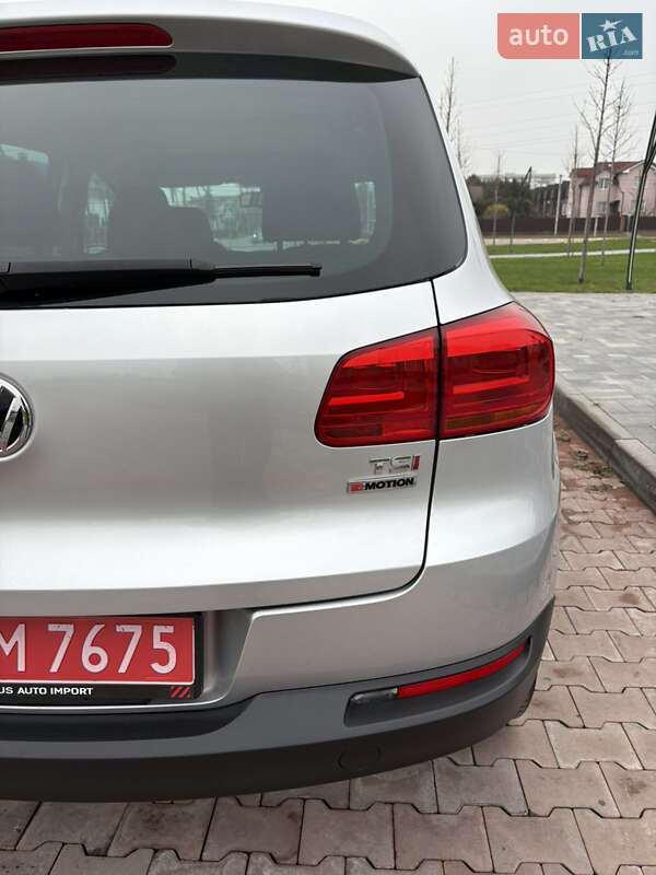 Позашляховик / Кросовер Volkswagen Tiguan 2015 в Бучі