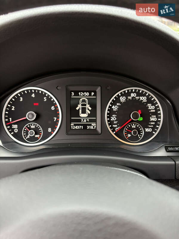 Позашляховик / Кросовер Volkswagen Tiguan 2015 в Бучі