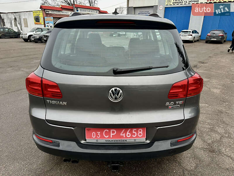 Внедорожник / Кроссовер Volkswagen Tiguan 2016 в Полтаве