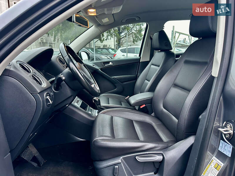 Внедорожник / Кроссовер Volkswagen Tiguan 2016 в Полтаве