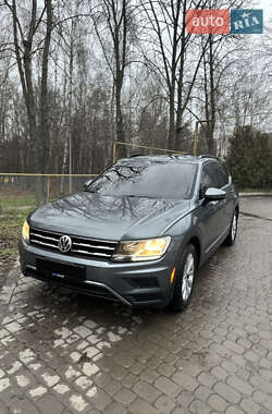 Позашляховик / Кросовер Volkswagen Tiguan 2017 в Тернополі
