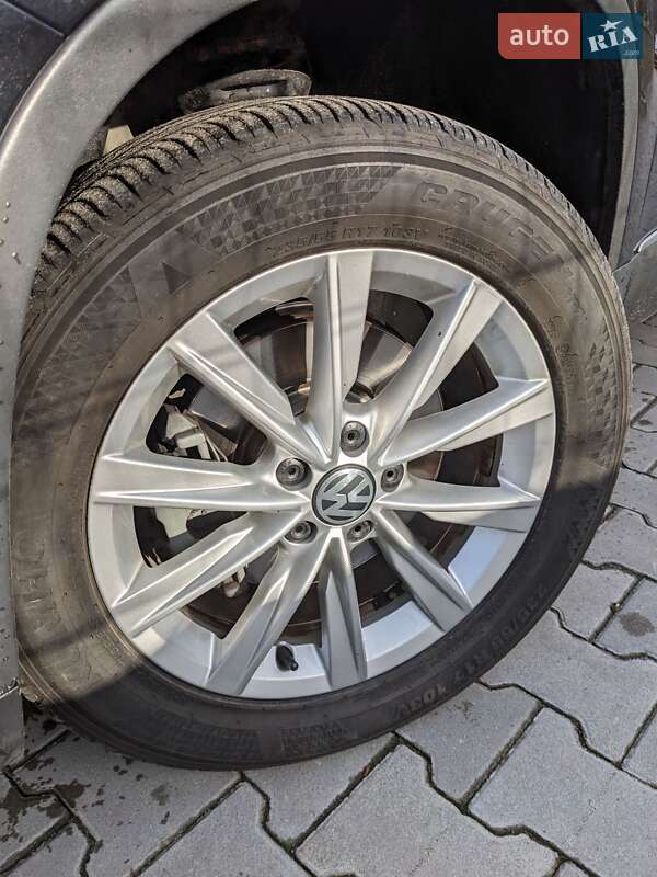 Позашляховик / Кросовер Volkswagen Tiguan 2014 в Тернополі