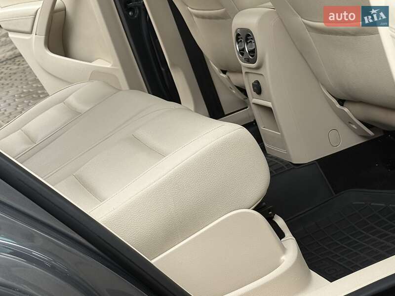 Позашляховик / Кросовер Volkswagen Tiguan 2012 в Дрогобичі