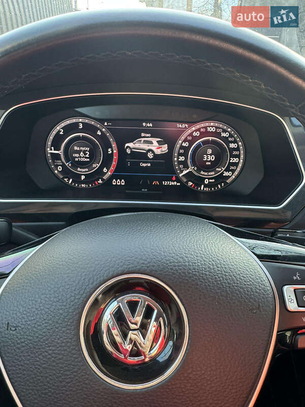 Внедорожник / Кроссовер Volkswagen Tiguan 2018 в Николаеве