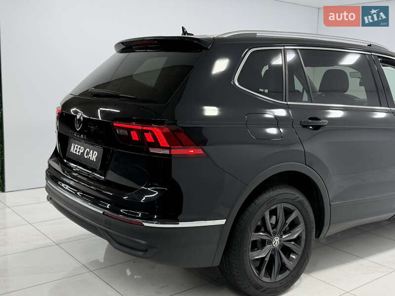 Внедорожник / Кроссовер Volkswagen Tiguan 2023 в Одессе