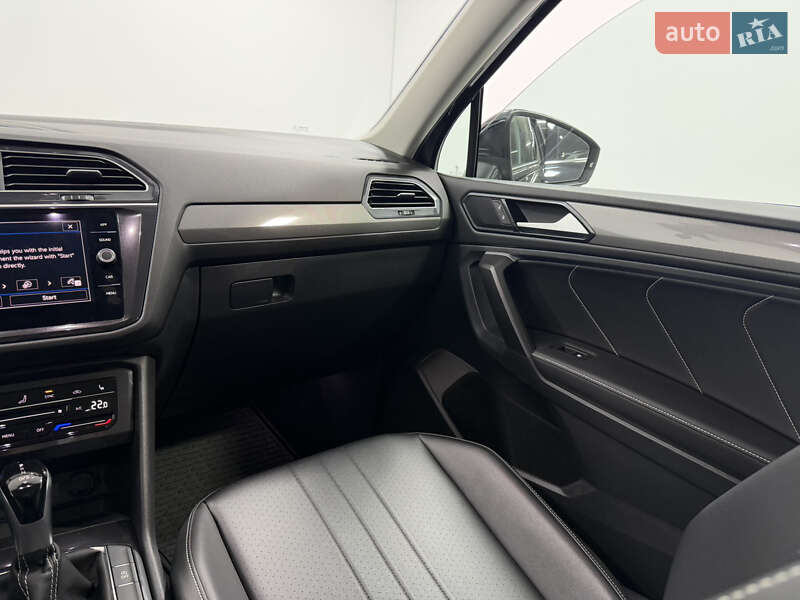 Внедорожник / Кроссовер Volkswagen Tiguan 2023 в Одессе
