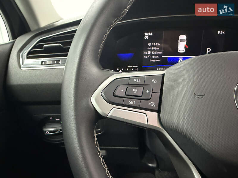 Внедорожник / Кроссовер Volkswagen Tiguan 2023 в Одессе