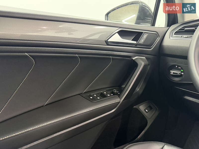 Внедорожник / Кроссовер Volkswagen Tiguan 2023 в Одессе