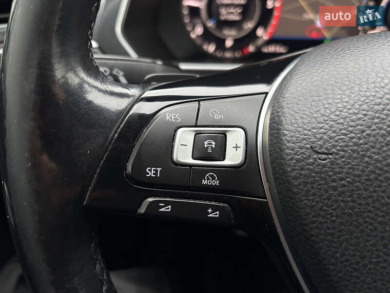 Внедорожник / Кроссовер Volkswagen Tiguan 2017 в Киеве фото 31 Внедорожник / Кроссовер Volkswagen Tiguan 2017 в Киеве