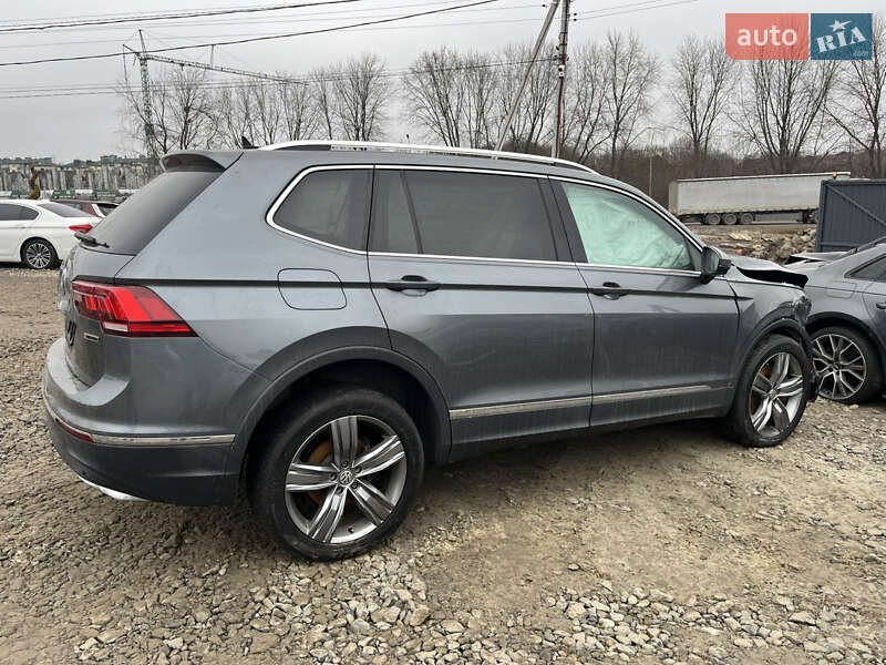 Внедорожник / Кроссовер Volkswagen Tiguan 2019 в Львове