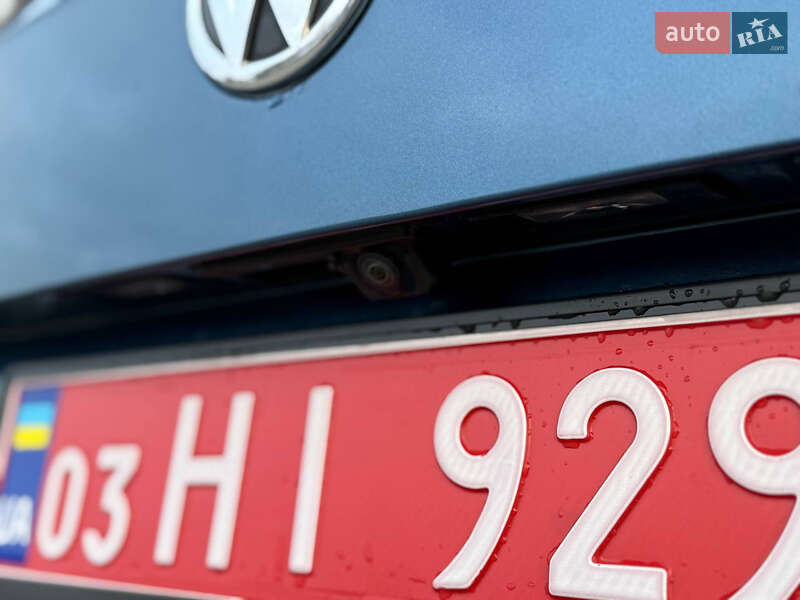 Внедорожник / Кроссовер Volkswagen Tiguan 2019 в Киеве