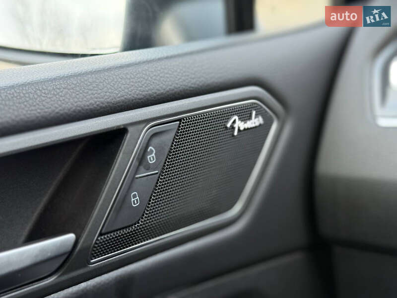 Внедорожник / Кроссовер Volkswagen Tiguan 2019 в Киеве