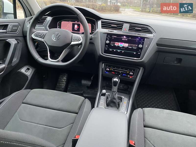 Внедорожник / Кроссовер Volkswagen Tiguan 2021 в Киеве фото 26 Внедорожник / Кроссовер Volkswagen Tiguan 2021 в Киеве