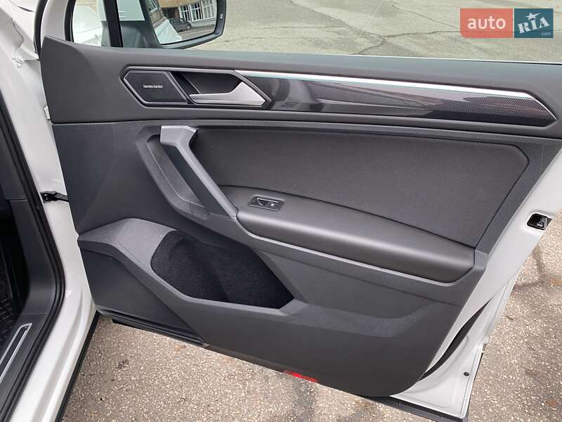 Внедорожник / Кроссовер Volkswagen Tiguan 2021 в Киеве фото 27 Внедорожник / Кроссовер Volkswagen Tiguan 2021 в Киеве