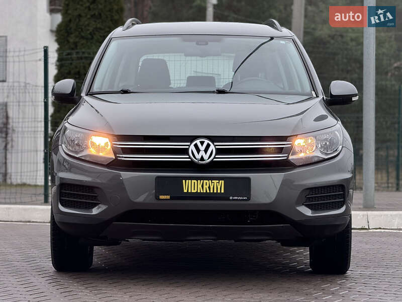 Внедорожник / Кроссовер Volkswagen Tiguan 2016 в Киеве
